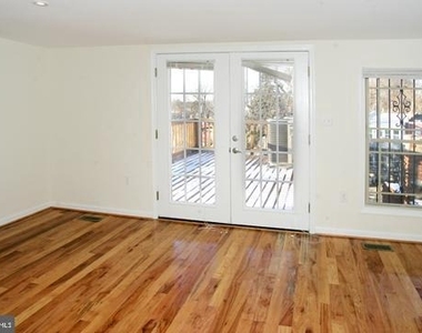 34 Rhode Island Avenue Ne - Photo Thumbnail 10