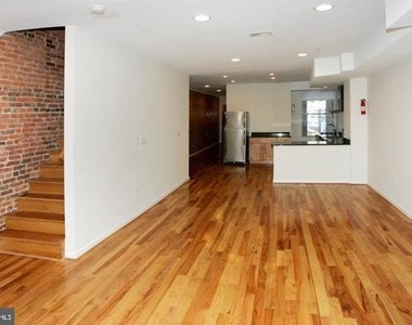 34 Rhode Island Avenue Ne - Photo Thumbnail 3