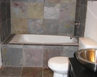 34 Rhode Island Avenue Ne - Photo Thumbnail 16