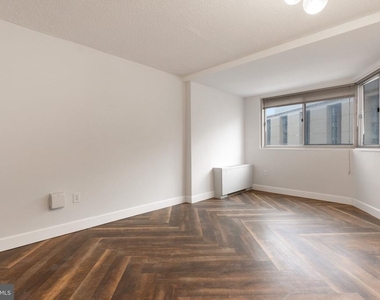 922 24th Street Nw - Photo Thumbnail 9