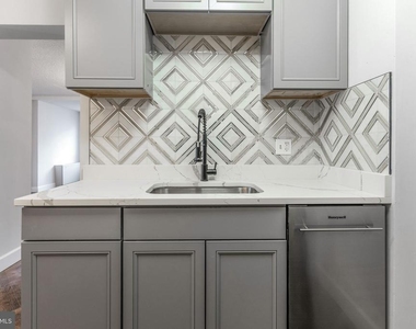 922 24th Street Nw - Photo Thumbnail 24