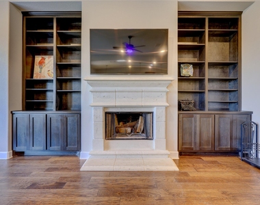 3030 Isabella Ln - Photo Thumbnail 14