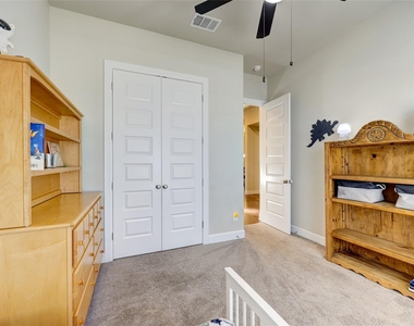 3030 Isabella Ln - Photo Thumbnail 29
