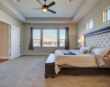 3030 Isabella Ln - Photo Thumbnail 19