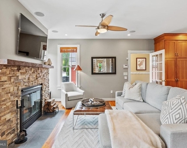 5213 Cathedral Avenue Nw - Photo Thumbnail 2