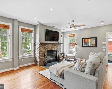 5213 Cathedral Avenue Nw - Photo Thumbnail 1