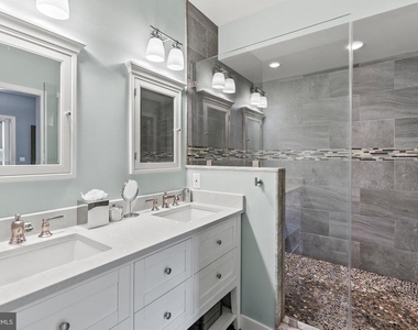 5213 Cathedral Avenue Nw - Photo Thumbnail 29