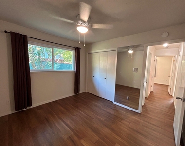 2403 Dijon Dr - Photo Thumbnail 18