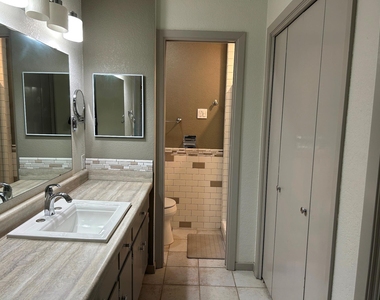 2403 Dijon Dr - Photo Thumbnail 12