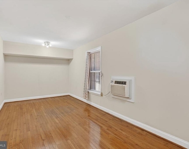 1820 Swann Street Nw - Photo Thumbnail 9