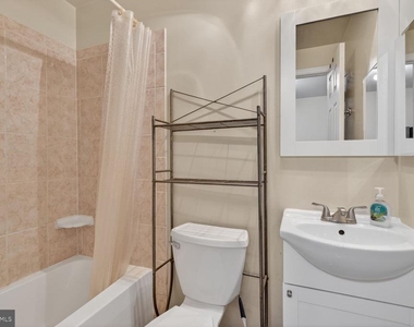 1820 Swann Street Nw - Photo Thumbnail 10