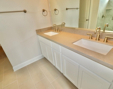5817 Alamosa Clearing Dr - Photo Thumbnail 10