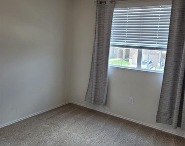 14917 Gypsum Mill Rd - Photo Thumbnail 26