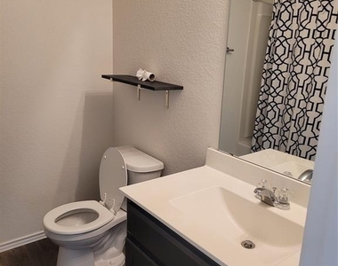 14917 Gypsum Mill Rd - Photo Thumbnail 22