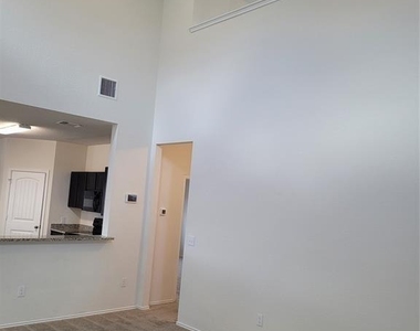 14917 Gypsum Mill Rd - Photo Thumbnail 12