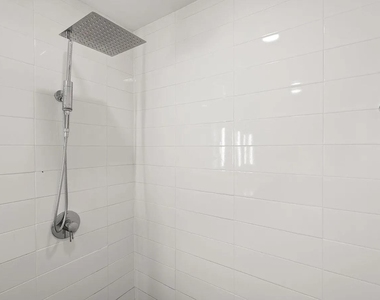 1322 E 12th St - Photo Thumbnail 27