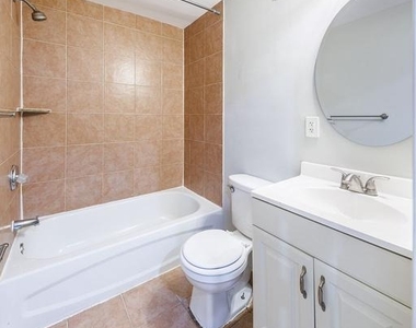 1235 Shepherd Street Nw - Photo Thumbnail 14