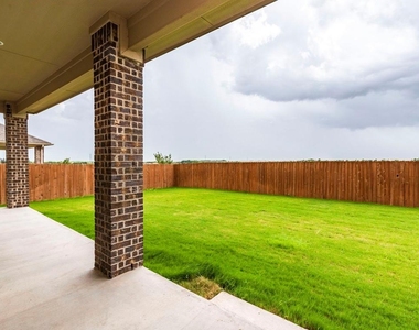 16445 Marcello Dr - Photo Thumbnail 29