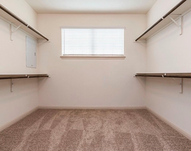16445 Marcello Dr - Photo Thumbnail 22