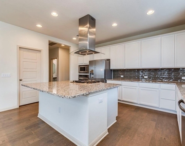 16445 Marcello Dr - Photo Thumbnail 2