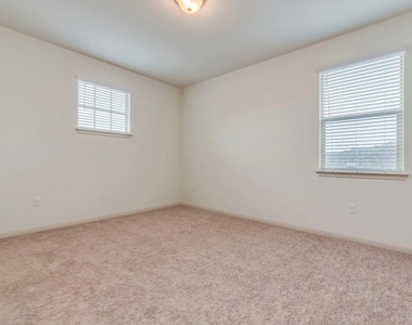 16445 Marcello Dr - Photo Thumbnail 25