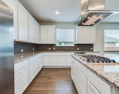 16445 Marcello Dr - Photo Thumbnail 3