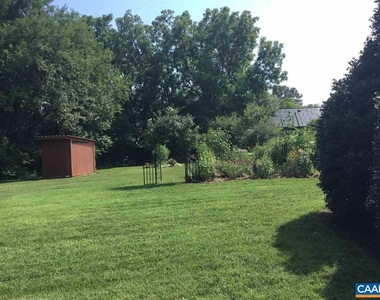 202 Douglas Ave - Photo Thumbnail 18