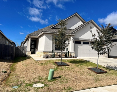 6516 Carriage Pines Dr - Photo Thumbnail 1
