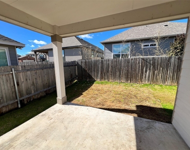 6516 Carriage Pines Dr - Photo Thumbnail 21