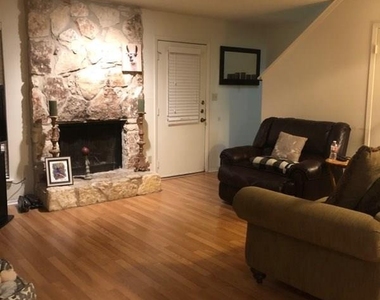 1503 Allen Rd - Photo Thumbnail 4