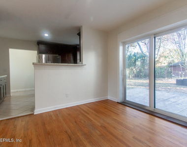 5072 French Street - Photo Thumbnail 12