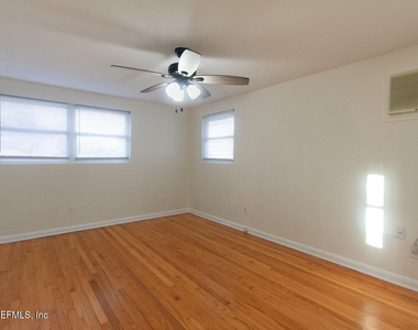 5072 French Street - Photo Thumbnail 7