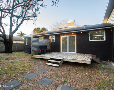 5072 French Street - Photo Thumbnail 3