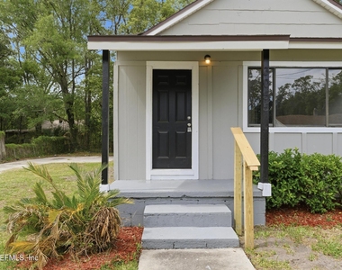 3055 2nd St Circle - Photo Thumbnail 3
