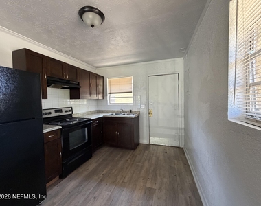 740 Ernona Street - Photo Thumbnail 1