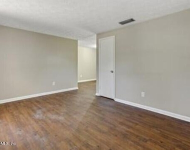 8331 Old Plank Road - Photo Thumbnail 6