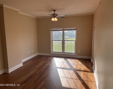 400 E Bay Street - Photo Thumbnail 55