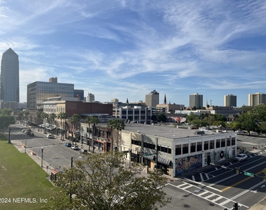 400 E Bay Street - Photo Thumbnail 59