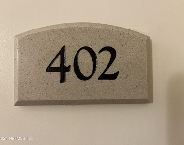 400 E Bay Street - Photo Thumbnail 49