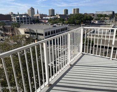 400 E Bay Street - Photo Thumbnail 56