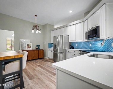 101 Bartram Parke Drive - Photo Thumbnail 15