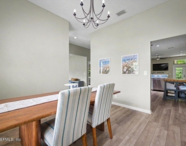 101 Bartram Parke Drive - Photo Thumbnail 8