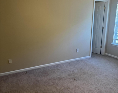 1260 Ribbon Road - Photo Thumbnail 8