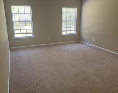 1260 Ribbon Road - Photo Thumbnail 6