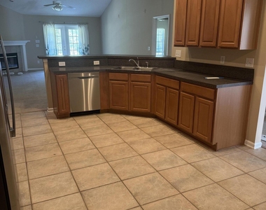 1260 Ribbon Road - Photo Thumbnail 5