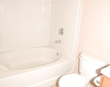 13088 Shallowater Road - Photo Thumbnail 10