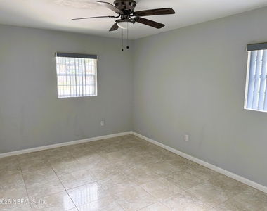 5410 Manfields Place - Photo Thumbnail 5