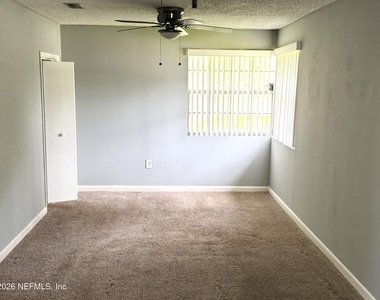 5410 Manfields Place - Photo Thumbnail 11