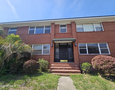 3005 Walton Street - Photo Thumbnail 1