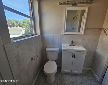 3005 Walton Street - Photo Thumbnail 11